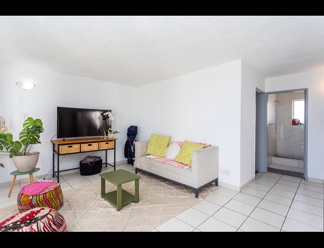 2 BEDROOM APARTMENT RENTED IN STELLENBOSCH CENTRAL